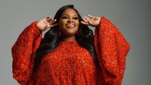 TASHA COBBS BIOGRAPHY, MINISTRY, NET WORTH, & LESSONS FROM HER LIFE