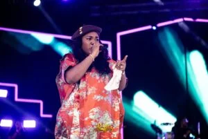 TP1 Photos: Tope Alabi Leads Powerful Worship at "Praise The Almighty"