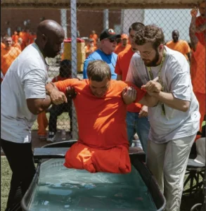 700-Inmates-Worship-293x300 Victory Christian Center Ministers Hope to 700 Inmates with Worship and Baptism