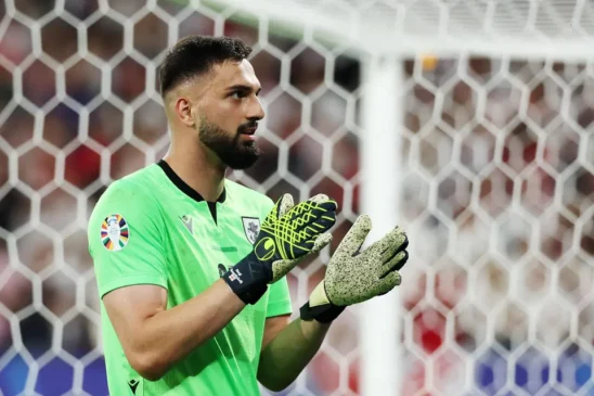 Giorgi-Mamardashvili-548x365 Liverpool FC Players 2025: Positions, Ages, and Religions
