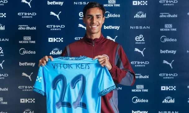 Vitor-Reis-608x365 Manchester City Players, Positions, Age, and Their Religion 2025