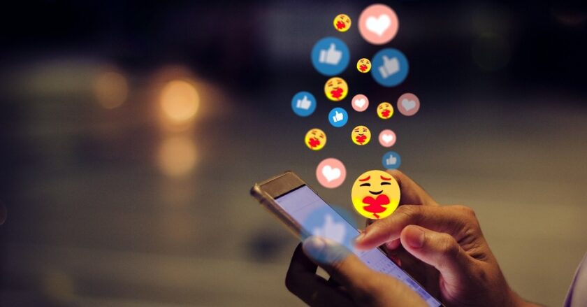 Christians and social media